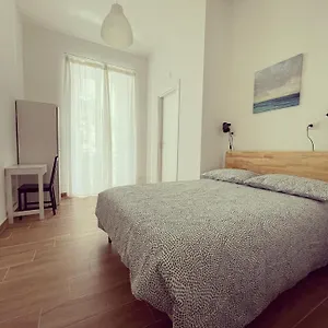 Central Rooms Napoli Neapol