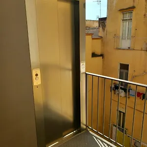 Couette-café Greth House, Naples