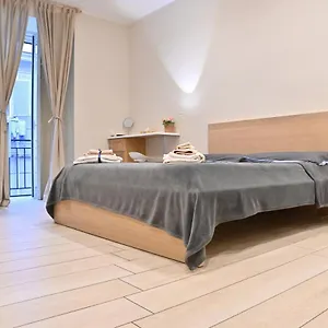 Perlablu In Centro Naples